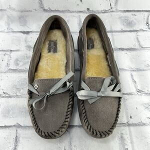 Minnetonka Suede Moccasin Women’s 10 Driving Moc Loafer Taupe Fur Lined Slipper